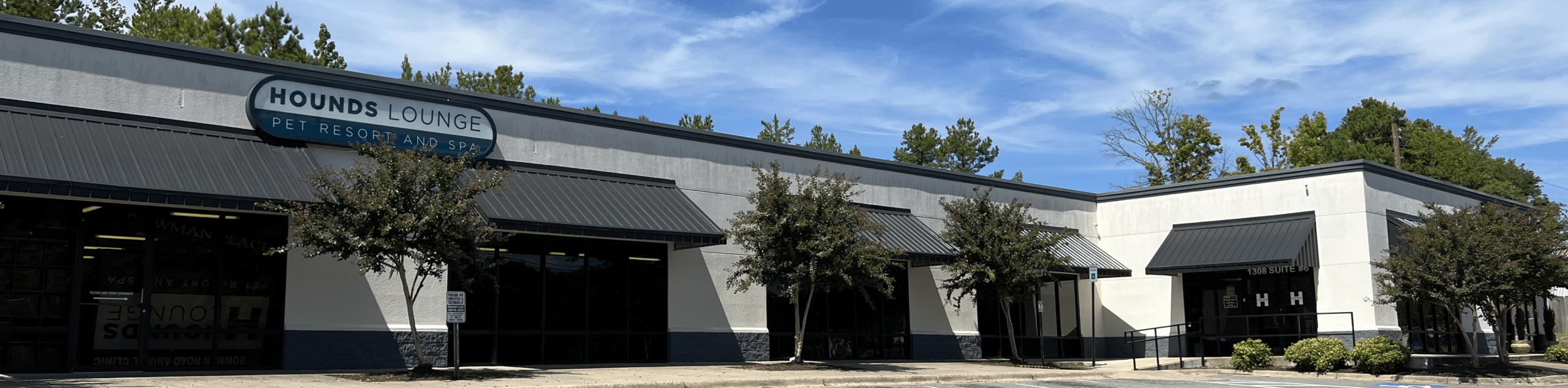 WLR store front Hounds Lounge West Little Rock